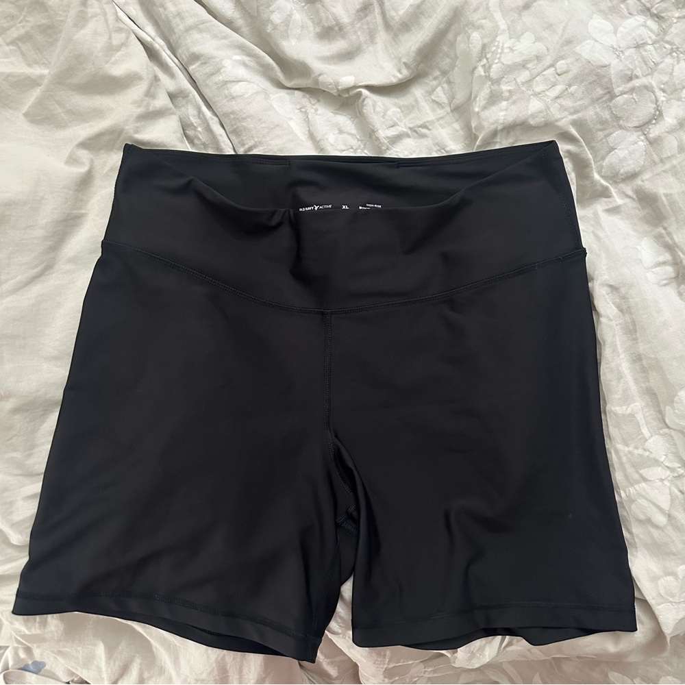Old Navy Active 6inch Biker Short
